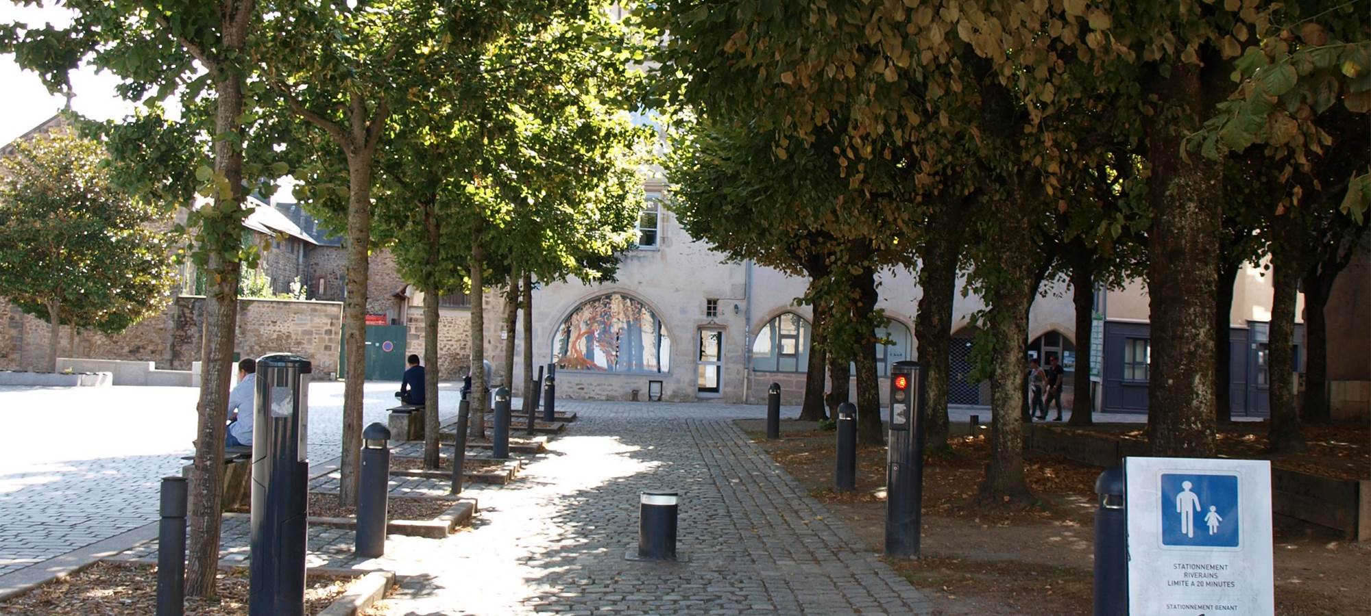 Mail de la cathédrale Saint-Etienne