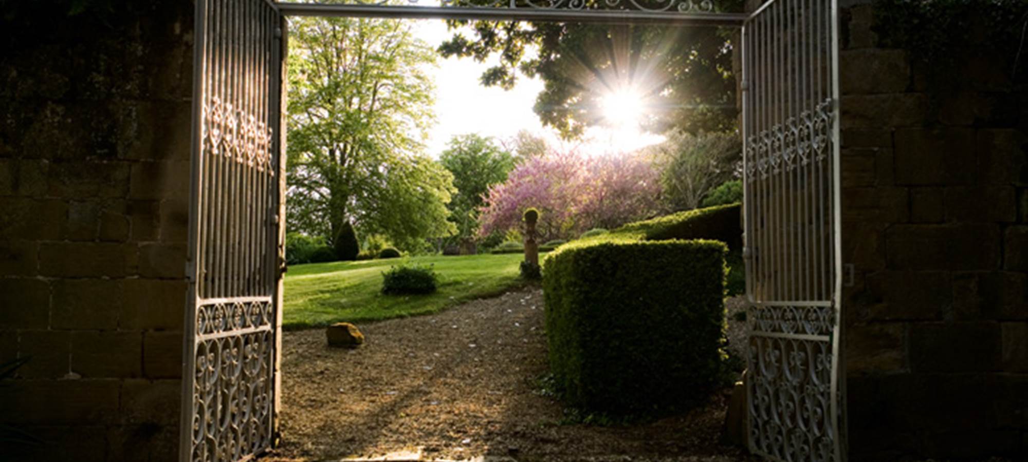 vue sur le parc du Chateau de Lissac