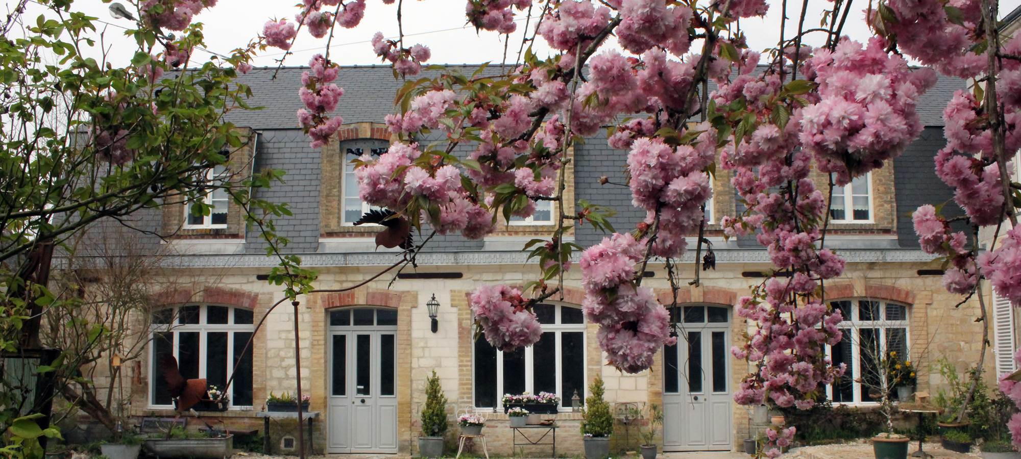 presbytere au printemps hd