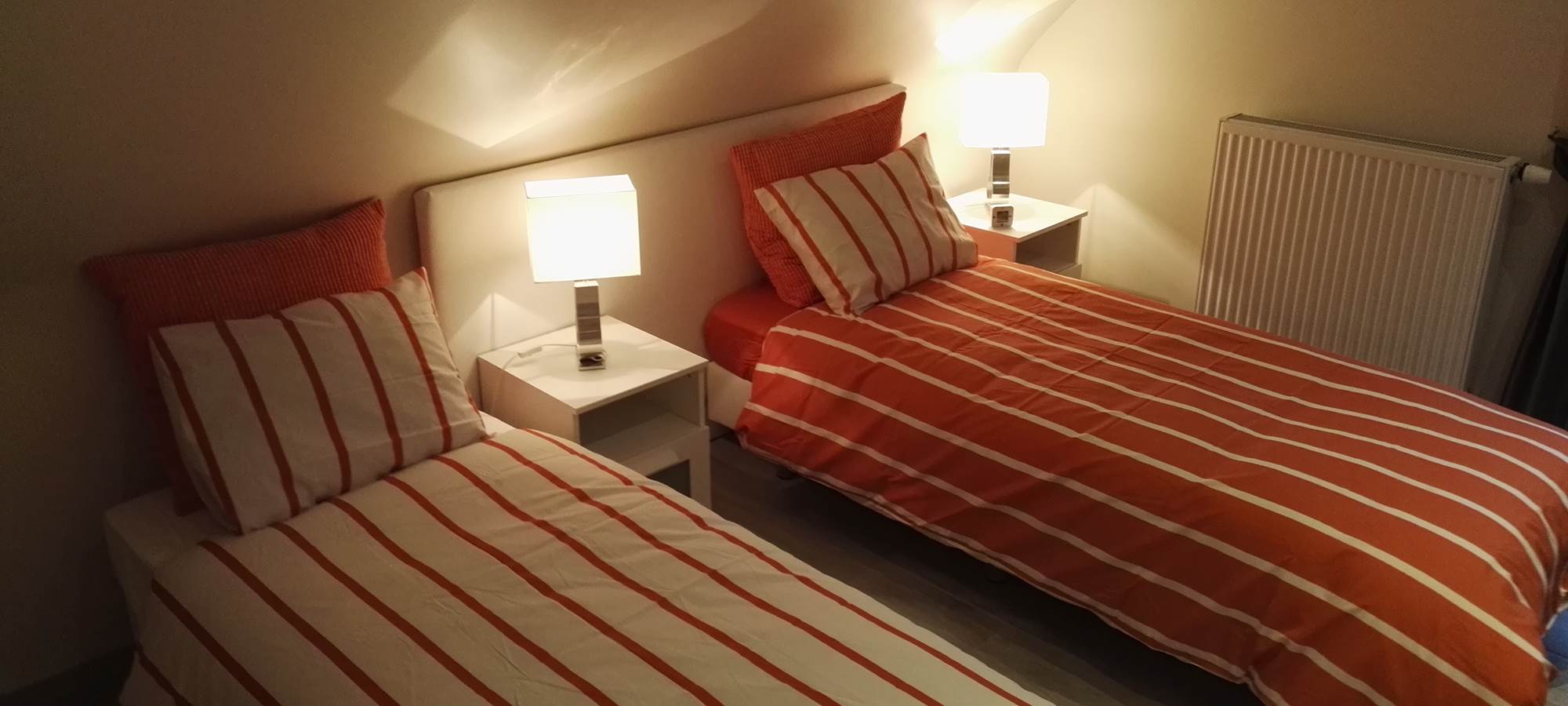 Chambre lits simples