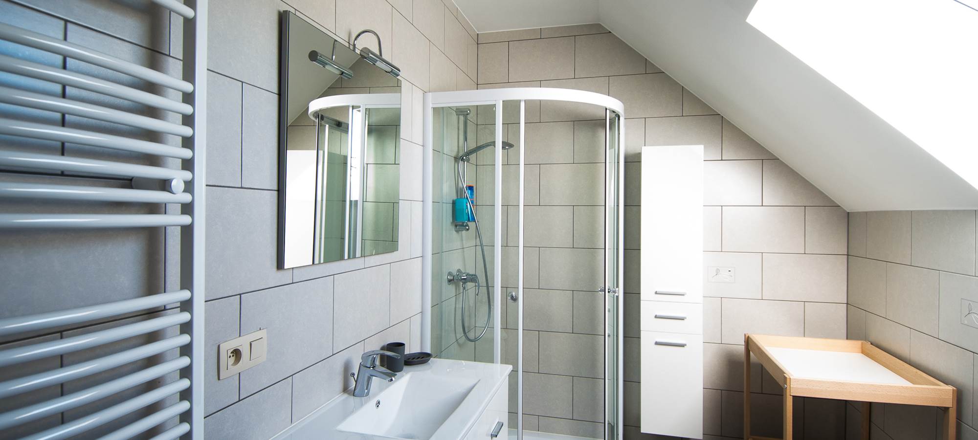 salle de bain chambre 2 étage