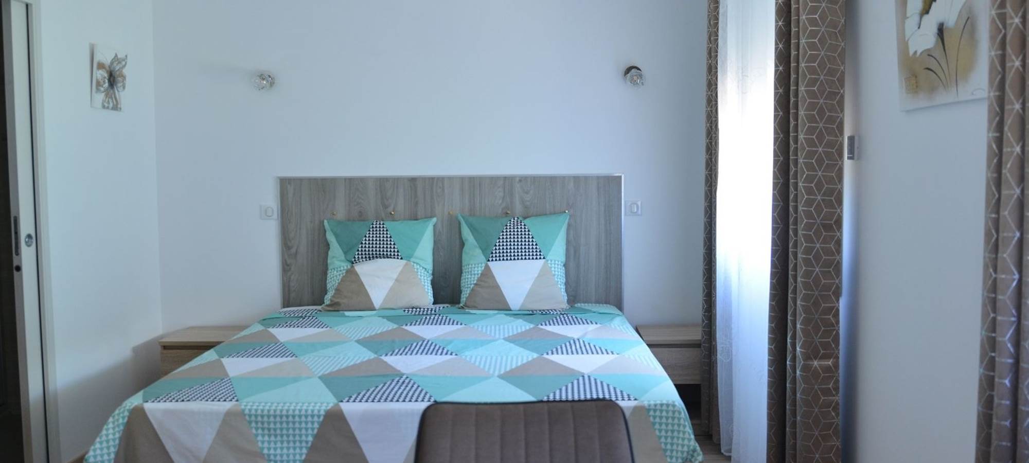 Chambre côté cours gite Artémisia (2)