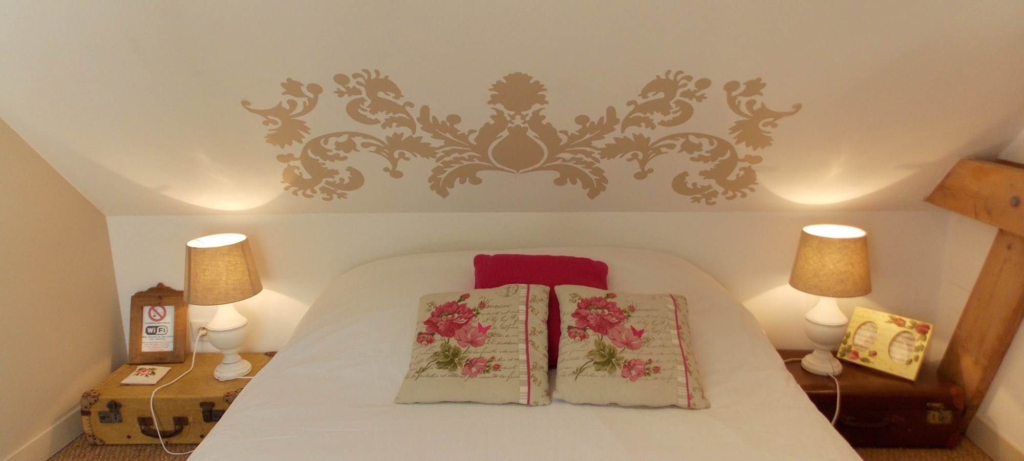 Domaine du Gué du Roi Chambre d'Hôtes Familiale Vitrail