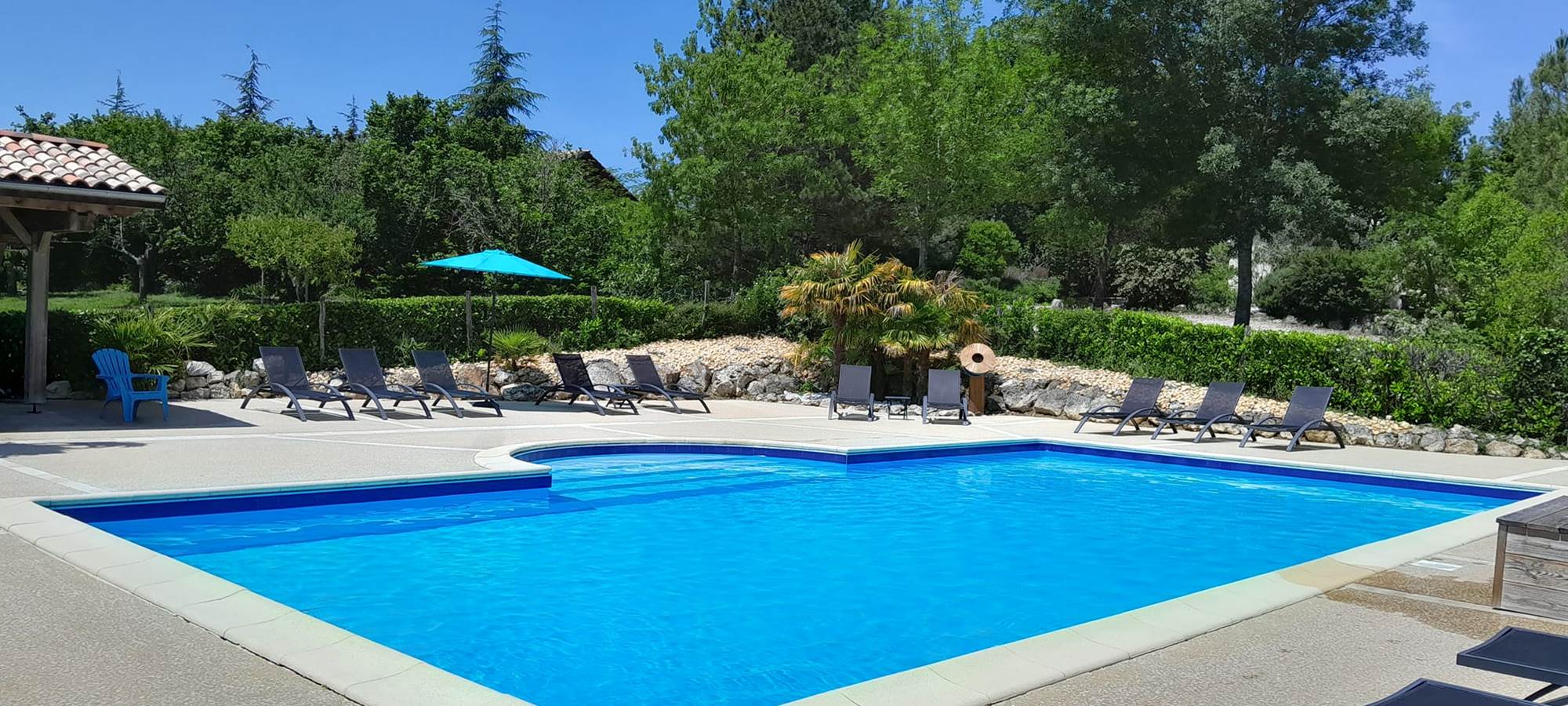 Village de Gîtes LES CHALETS DE GRAZIMIS - vacances dans le Gers - 45 grazimis piscine