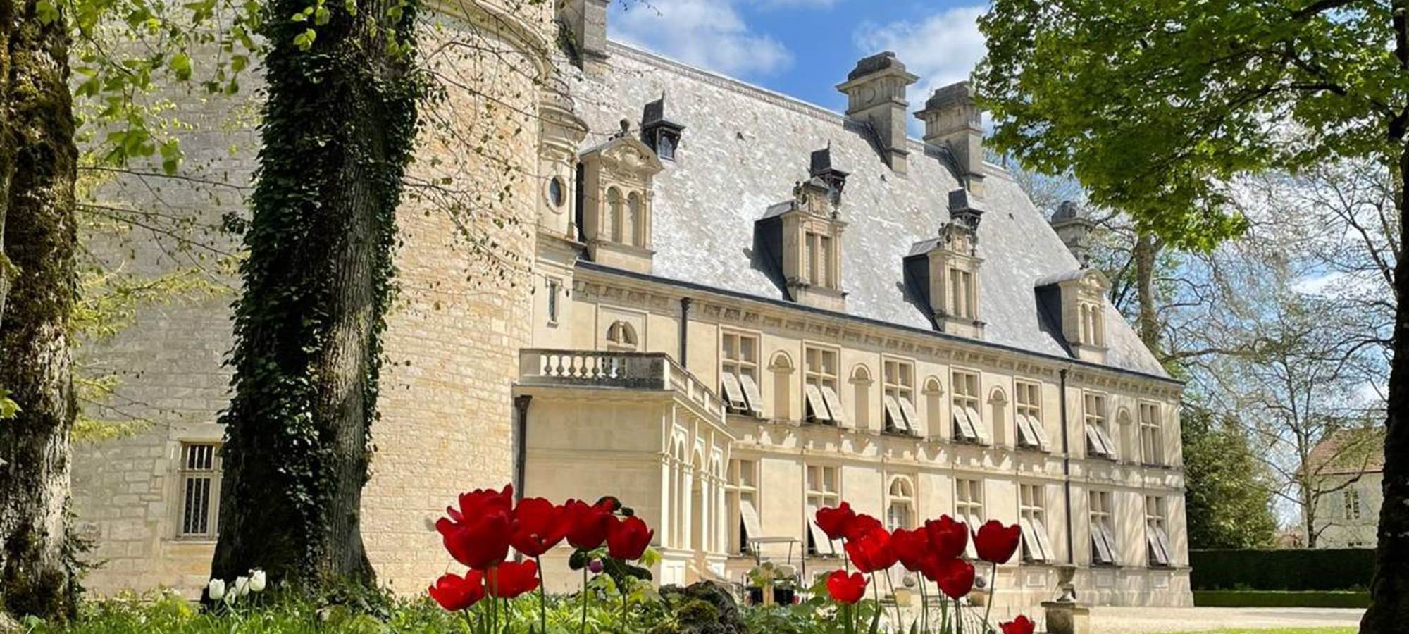 CHATEAU AU PRINTEMPS