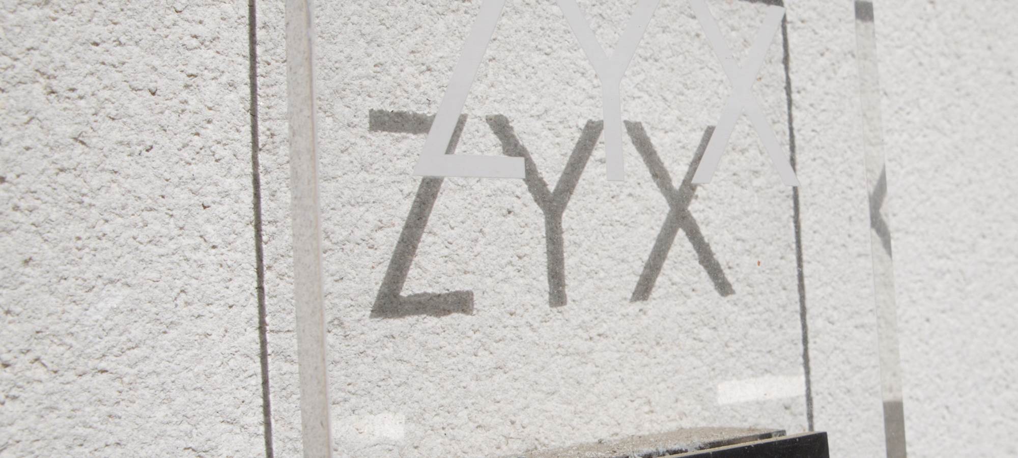 ZYX