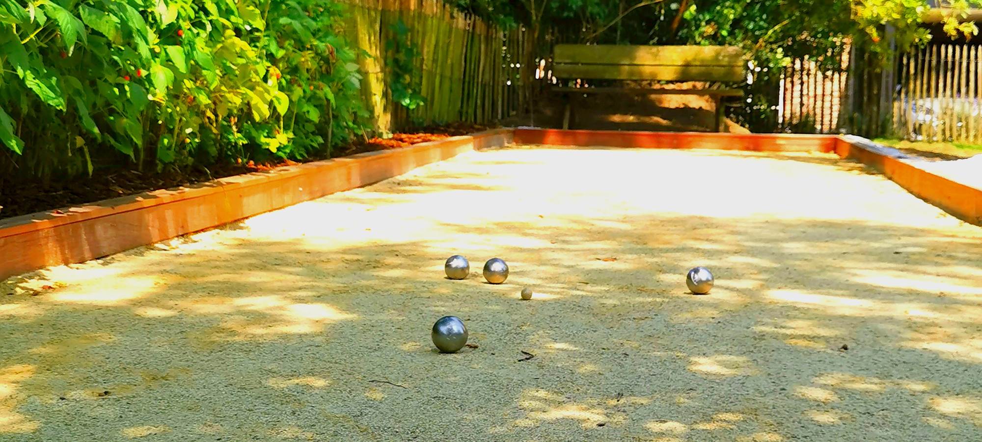 PISTE DE PETANQUE (2)