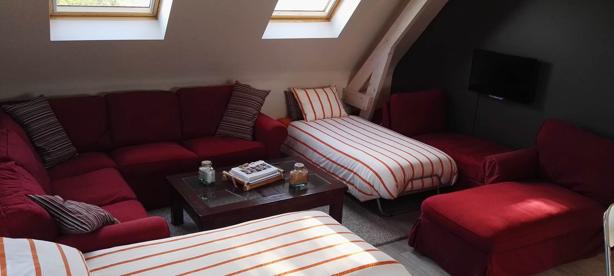 Lits simples studio étage