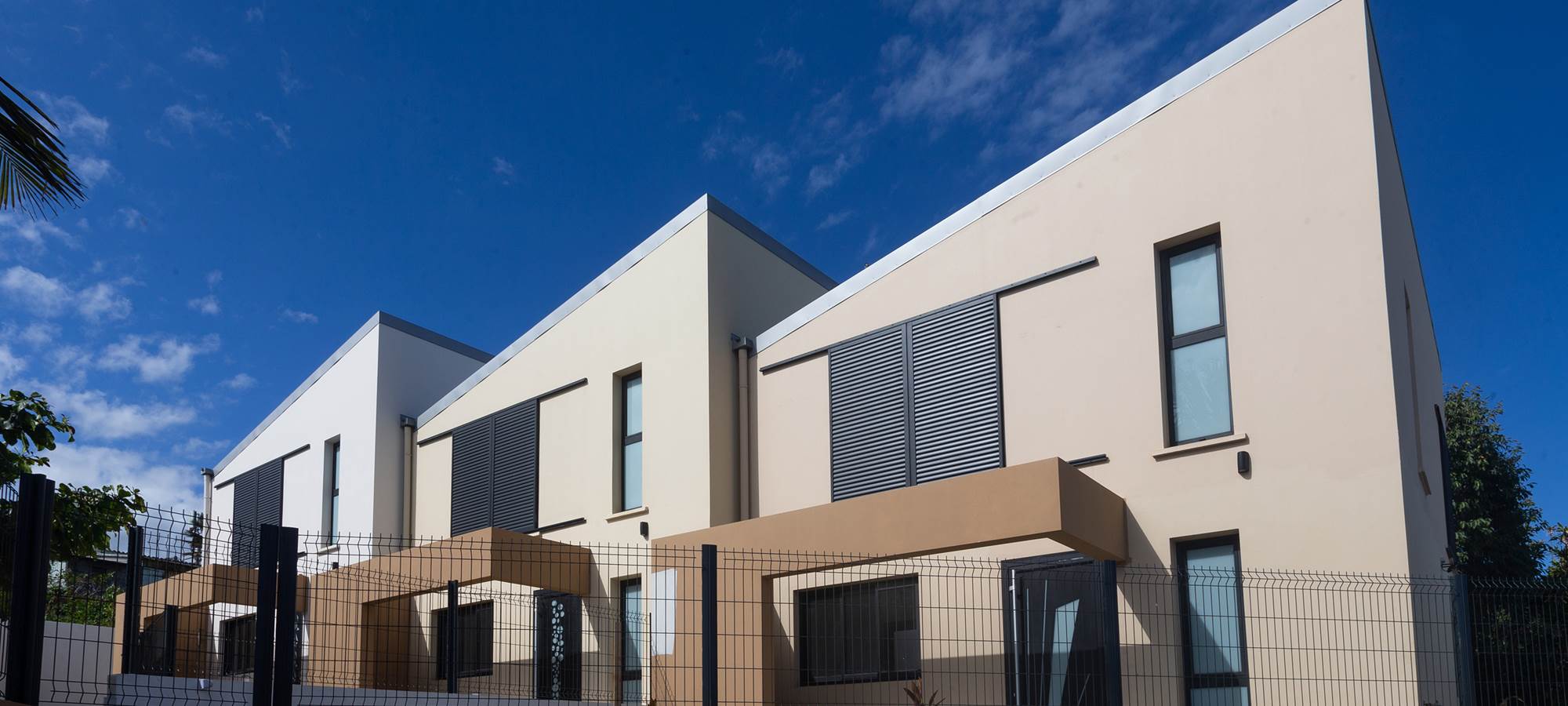 ZarlorTerreSainte_VUe globale des 3 villas