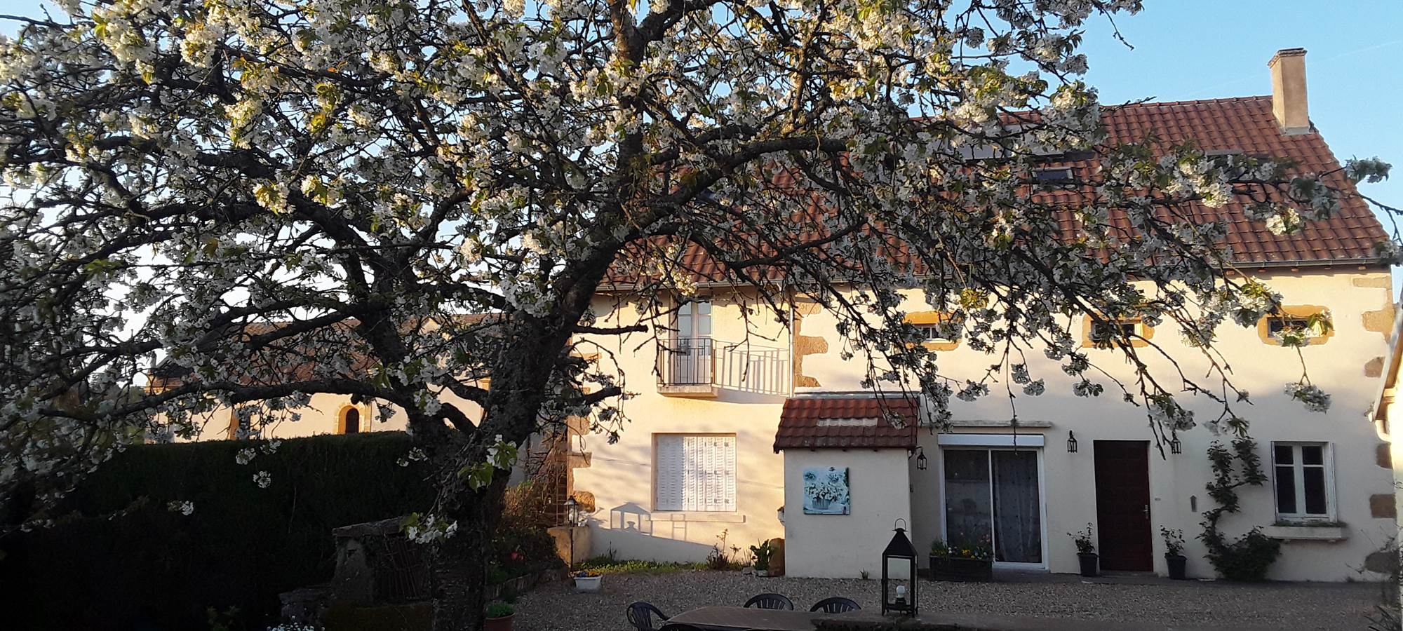 façade  cour  intérieure.