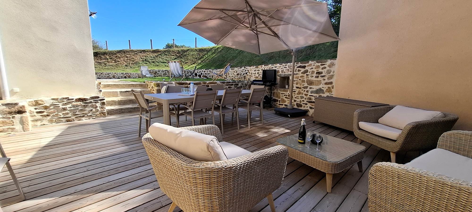 Coin à la campagne en Limousin gîte grande capacité