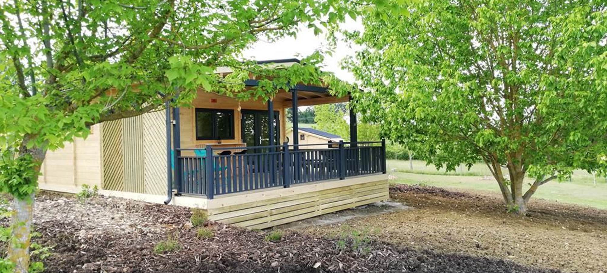 Village de Gîtes LES CHALETS DE GRAZIMIS - vacances dans le Gers - 17 chalet