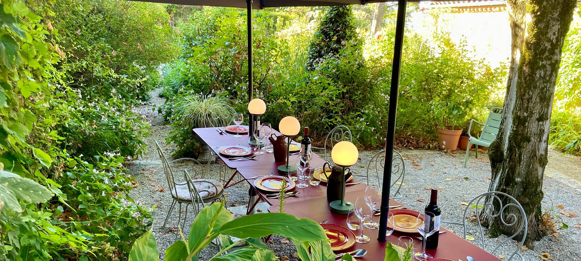 terrasse-tilleul-diner-domme.