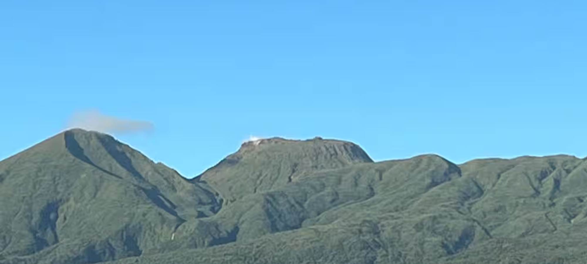 vue-soufriere-desirade-villa-guadeloupe