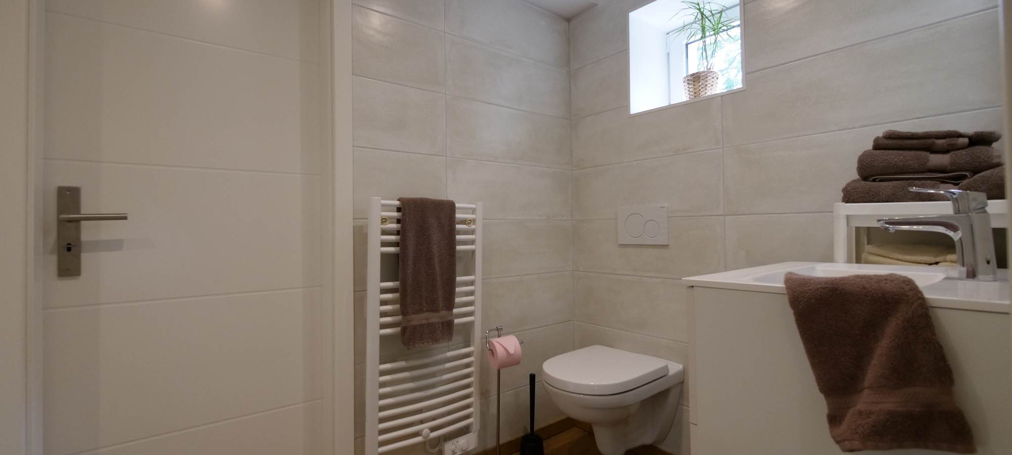 Gîte wc et lavabo