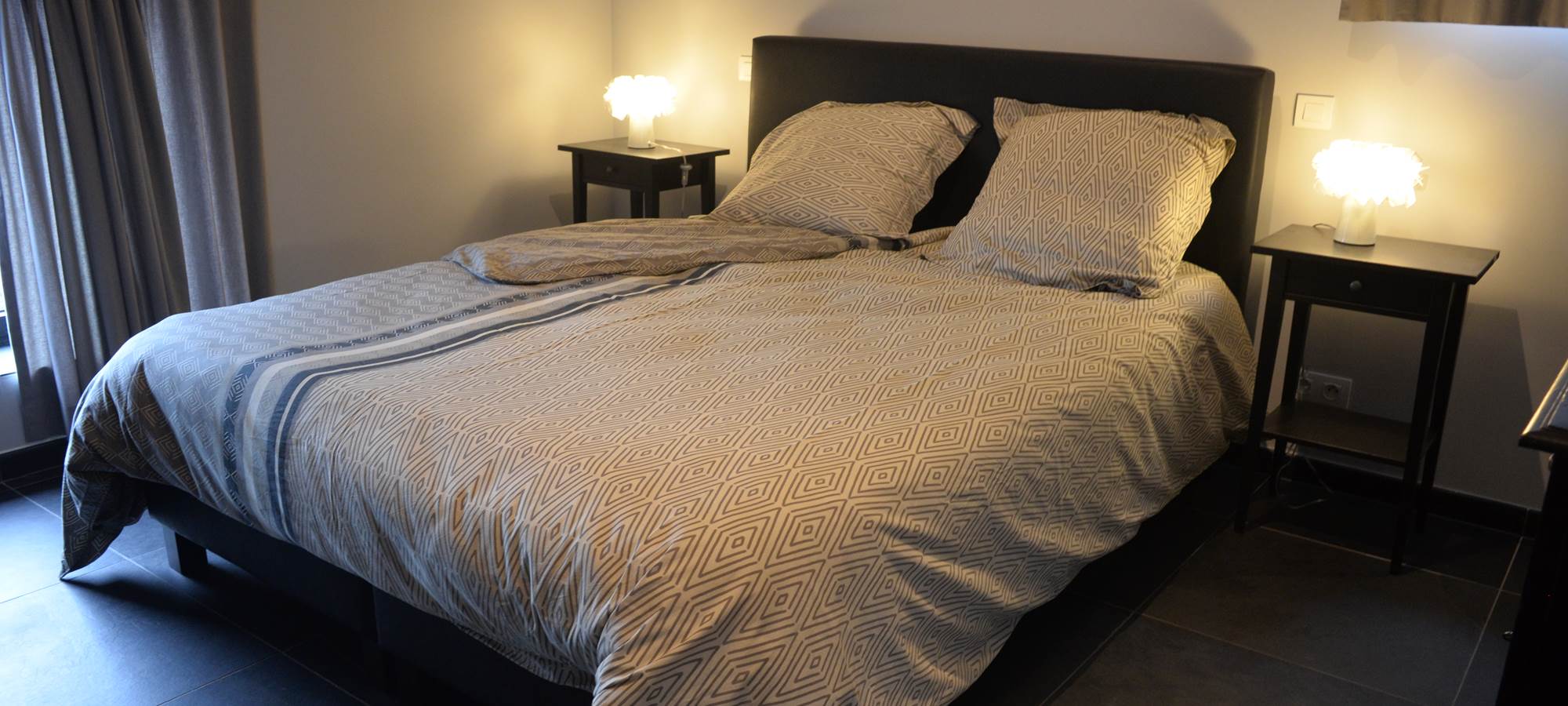 lit 2 personnes 160 x 200