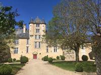 1.Château