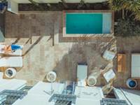 Maison Balas - Chambre d'Hotes à Canet en Roussillon - Piscine Vue Du Ciel