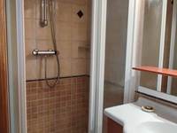 Domaine les Garrigues Salle de bain Bertel
