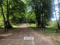 Gîte les Mazets du Rouret - Parc du Rouret parcours santé