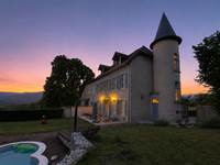 Piscine et coucher de soleil au Manoir du Colombie
