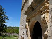 porte d'entrée sculptée vers 1550