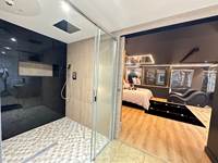 love-room-eden-de-roques-douche-sensorielle