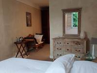 maisondhotes-Marquay-Sarlat-chambre-blanche
