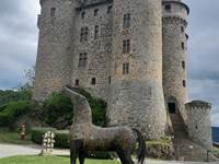 La cour du Chateau de Val
