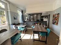 Le Bar