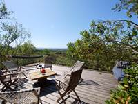 terrasse vue sur les pyrénées avec hammac