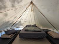 Domaine_de_Calabel©_Pouylebon_vacances_piscine_gers_camping_aire_naturelle_compostelle_marcheur_tente_insolite