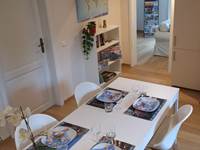 09_gite_l_ecureuil_namur_wepion_table_a_manger_spacieuse_2025.jpg