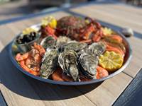 Plateau de fruits de mer (sur réservation uniquement)