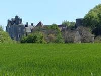 vue générale en accédant au château