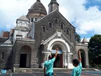 Arrêt Sacré Cœur -  Visite Pile et Face