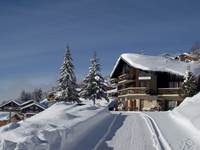 Accès par la route au chalet