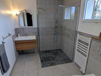 salle d'eau chambre 5