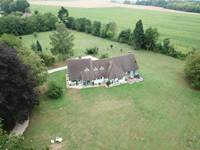 Un refuge au vert, rien que pour vous : la maison entière, jusqu’à 15 voyageurs.