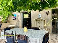 pergola glycine