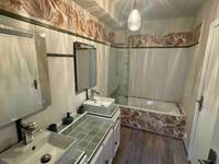 O Moulin du Fieux - Chambre 2 - Bois - Salle de bain
