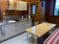 Cuisine avec fenetres 1 et 2