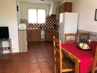 Gîte les Mazets du Rouret - Cuisine et table à manger