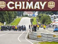 Le circuit de Chimay à proximité.
