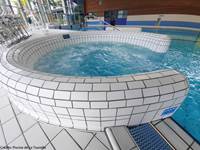bain à remous piscine de la tourelle