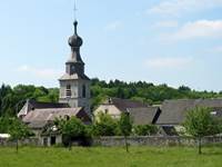 Virelles, et son église.