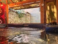 Jacuzzi exterieur privatisable
