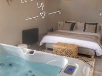 Chambre Oslo avec jacuzzi privatif