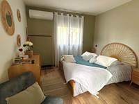 alombredelacheneraie__grand_pic_saint_loup_amoureux_cocooning_puech_spa.pdf