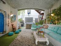 ESPACE DETENTE SALON, SPA, COIN REPAS, CUISINE D'ETE